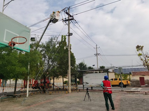 2025年9月5日，西史線02號桿帶電加裝驗電環，絕緣遮蔽領克熔斷器及引線；9月7日，拆除絕緣屏蔽。